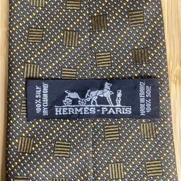Hermes Paris Silk Tie Brown Geometric Made in France - Picture 7 of 7